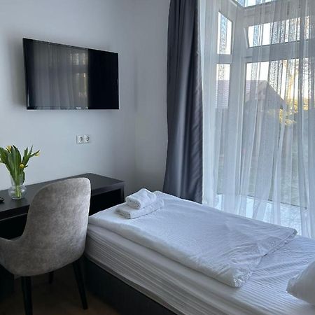 M & M Hotel Ойтен Экстерьер фото
